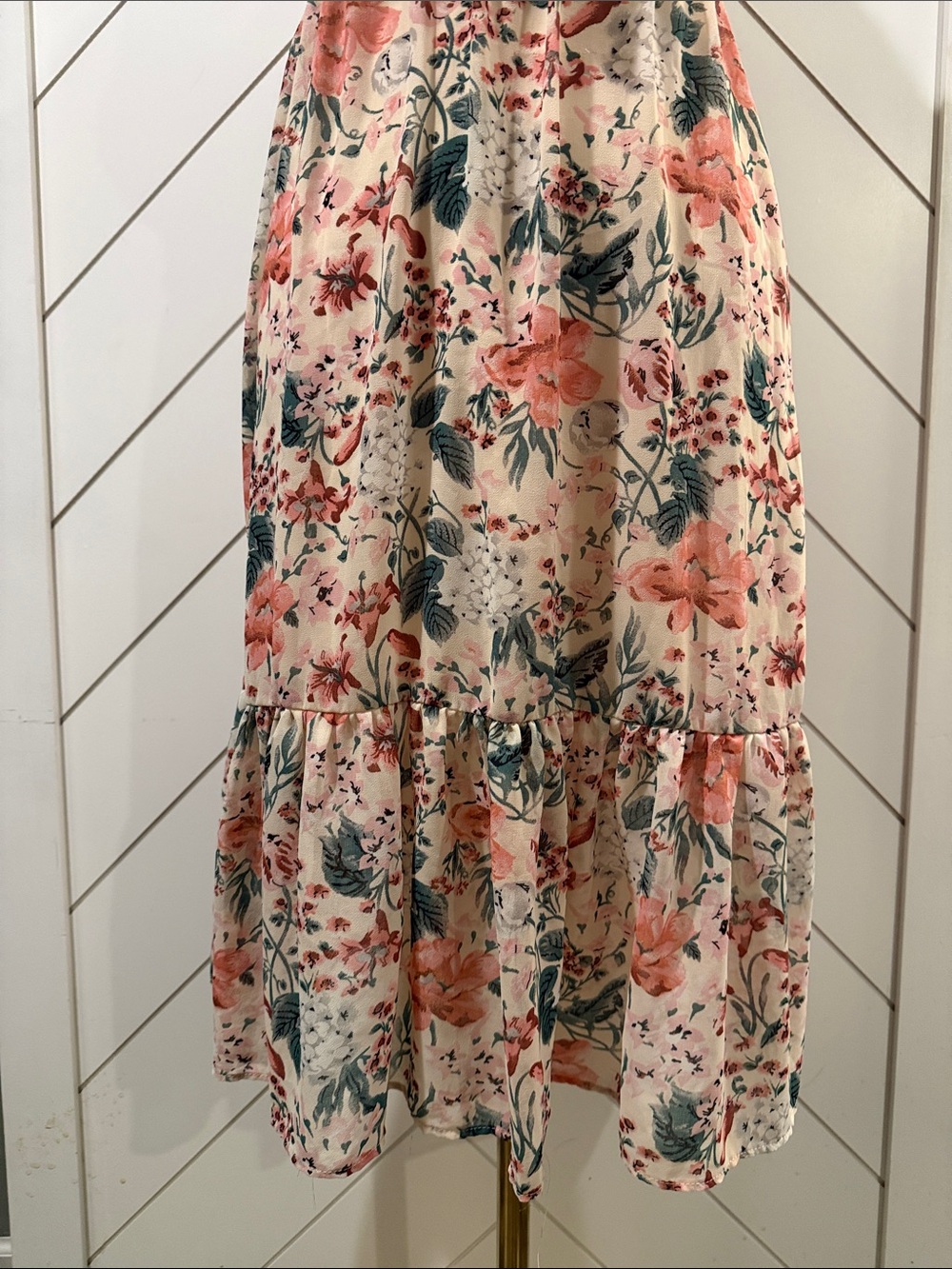 Wildflower Romance Midi Dress - Picture 7 of 11